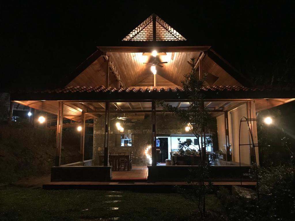 Wanakaset Forest Glamping Kitulgala Kültér fotó